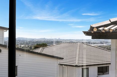 Photo of property in 19 Aklander Rise, Flat Bush, Auckland, 2019