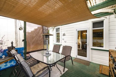 Photo of property in 16 Lyon Street, Marton, 4710