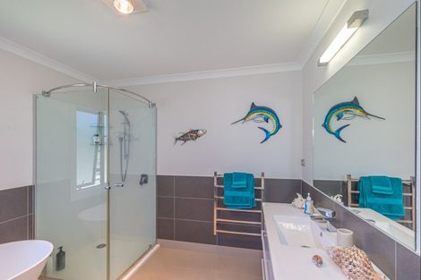 Photo of property in 14 Twin Peaks Grove, Koputaroa, Levin, 5575