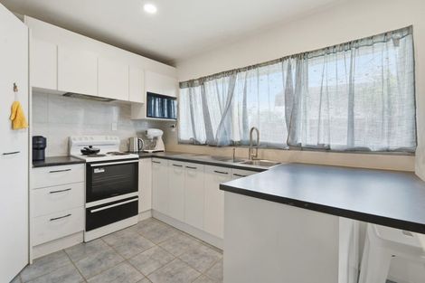 Photo of property in 14 Meadowcourt Drive, Manukau, Auckland, 2025