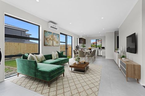 Photo of property in 28 Symes Drive, Red Beach, 0932