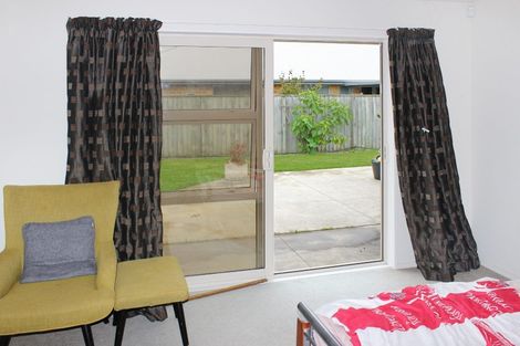 Photo of property in 6 Albert Sheppard Close, Yaldhurst, Christchurch, 8042