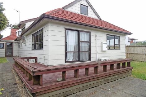 Photo of property in 1/30 Ngataringa Road, Devonport, Auckland, 0624