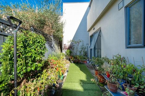 Photo of property in 143c Wiseley Road, West Harbour, Auckland, 0618