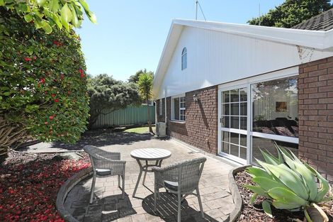 Photo of property in 79 Fairview Avenue, Feilding, 4702
