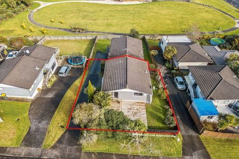 Photo of property in 1/60 Simon Ellice Drive, Bayview, Auckland, 0629