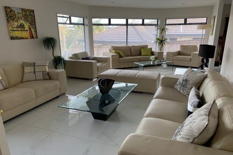 Photo of property in 82 Caribbean Drive, Unsworth Heights, Auckland, 0632