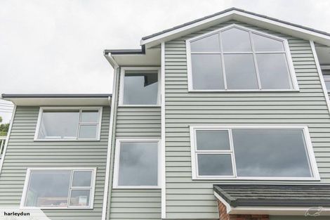 Photo of property in 16 Curnow Way, Kaiwharawhara, Wellington, 6035