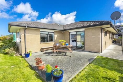 Photo of property in 57 Riverstone Drive, Riverstone Terraces, Upper Hutt, 5018