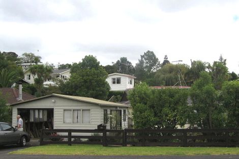 Photo of property in 88 Powrie Street, Glenfield, Auckland, 0629