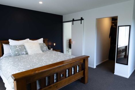 Photo of property in 2a Whitcombe Street, Lepperton, New Plymouth, 4373