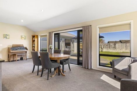 Photo of property in 128 Victory Drive, Wharewaka, Taupo, 3330