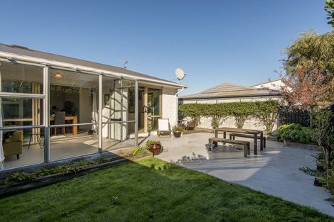 Photo of property in 23b Tomes Road, St Albans, Christchurch, 8052