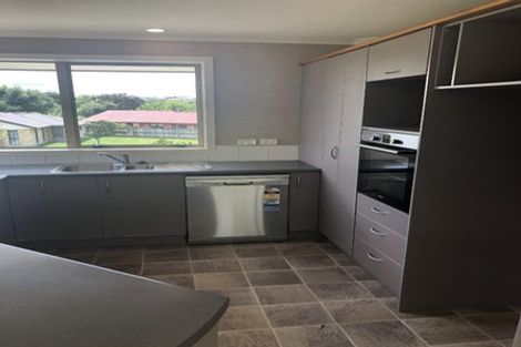 Photo of property in 43 Twickenham Place, Nawton, Hamilton, 3200