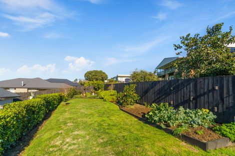 Photo of property in 8 Laylin Place, Pukekohe, 2120