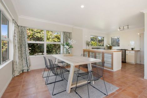 Photo of property in 22 Giles Way, Tanners Point, Katikati, 3177