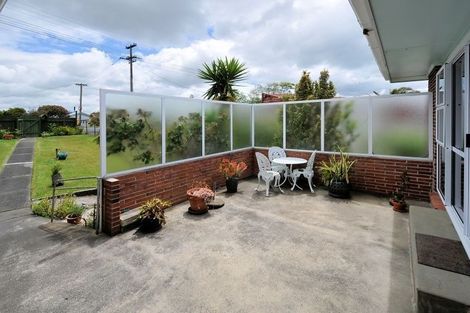 Photo of property in 98a Arran Road, Browns Bay, Auckland, 0630