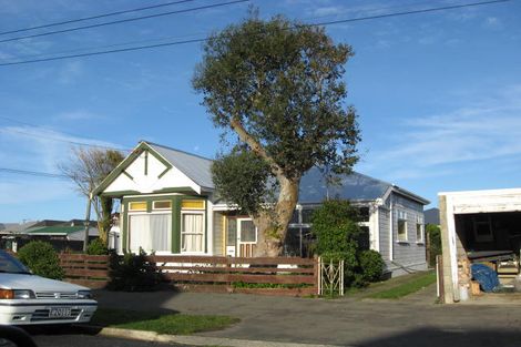 Photo of property in 39 Douglas Street, Saint Kilda, Dunedin, 9012