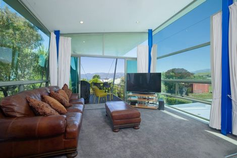Photo of property in 13 Kotare Place, South Bay, Kaikoura, 7300