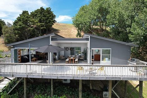 Photo of property in 530a Pahi Road, Pahi, Paparoa, 0571