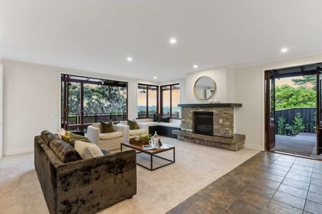 Photo of property in 162 Greenhithe Road, Greenhithe, Auckland, 0632