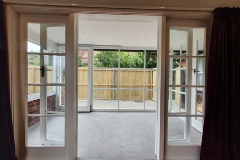 Photo of property in 7 Straven Road, Riccarton, Christchurch, 8011