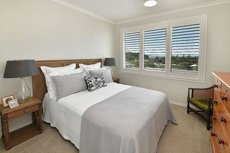 Photo of property in 46 Panorama Heights, Orewa, 0931