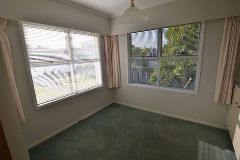 Photo of property in 1/48 Taharoto Road, Takapuna, Auckland, 0622