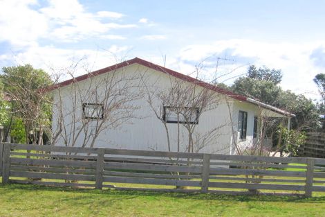Photo of property in 215b Given Avenue, Whangamata, 3620