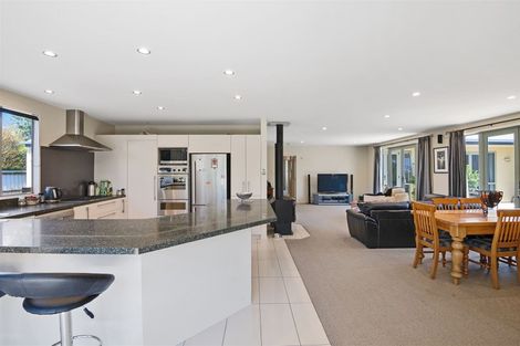 Photo of property in 17 Withells Road, Avonhead, Christchurch, 8042