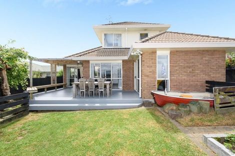 Photo of property in 12 Ridgemount Terrace, Welcome Bay, Tauranga, 3112