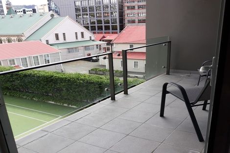 Photo of property in Sanctum Apartment, 10 Ebor Street, Te Aro, Wellington, 6011