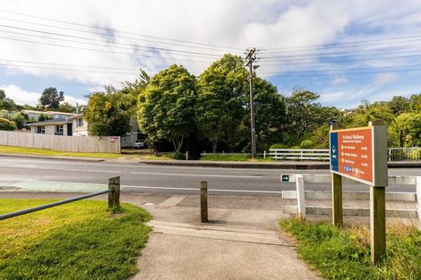 Photo of property in 235 Heta Road, Merrilands, New Plymouth, 4312