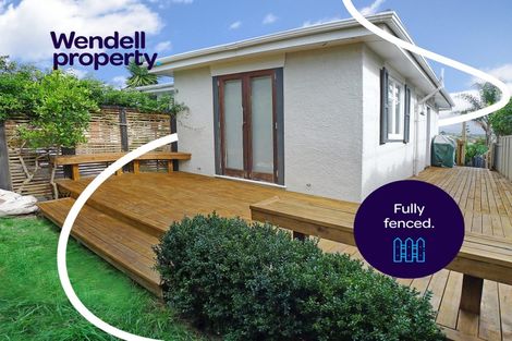 Photo of property in 1/50 Sylvan Avenue, Northcote, Auckland, 0627