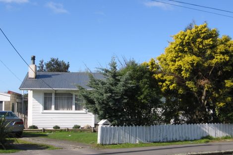 Photo of property in 15 Moore Street, Featherston, 5710