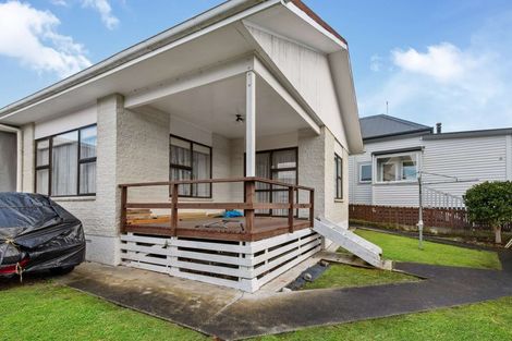 Photo of property in 30 Kiwi Road, Taihape, 4720