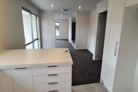 Photo of property in 23 Saint Michael Crescent, One Tree Point, 0118