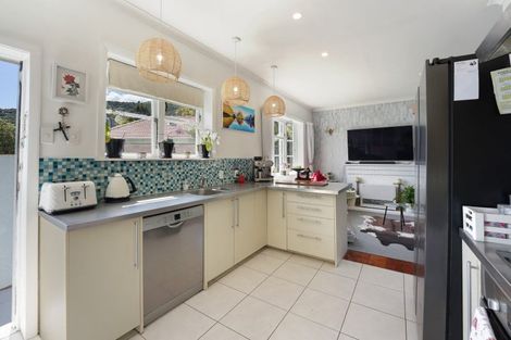 Photo of property in 1 Tyndall Street, Waiwhetu, Lower Hutt, 5010