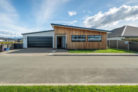 Photo of property in 12 Tana Pukekohatu Avenue, Motueka, 7120