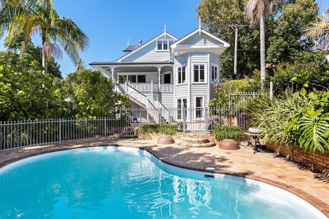 Photo of property in 1/36 Maritime Terrace, Birkenhead, Auckland, 0626