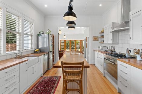 Photo of property in 97 Fox Street, Featherston, 5710