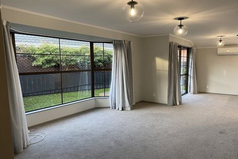 Photo of property in 2/41 Athlone Crescent, Avalon, Lower Hutt, 5011