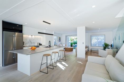 Photo of property in 2/26 Onepoto Road, Hauraki, Auckland, 0622