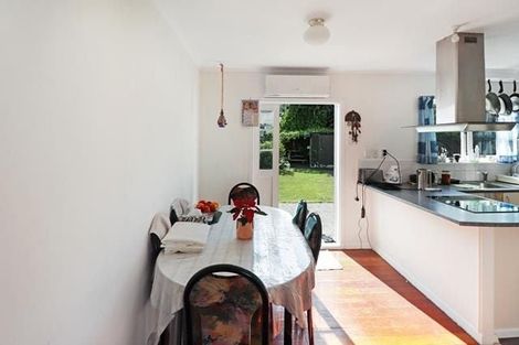 Photo of property in 8 Whakataki Grove, Waiwhetu, Lower Hutt, 5010