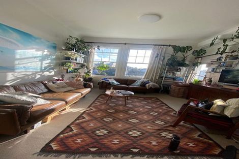 Photo of property in 32 Maarama Crescent, Aro Valley, Wellington, 6021