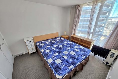 Photo of property in Terrace Heights Apartments, 2/163p The Terrace, Wellington Central, Wellington, 6011