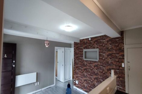 Photo of property in 4 Mills Road, Brooklyn, Wellington, 6021