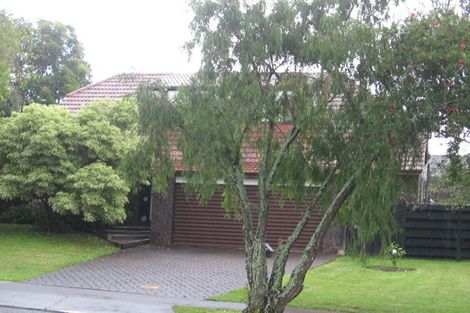 Photo of property in 12 Kurnell Drive, Botany Downs, Auckland, 2010