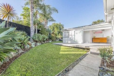 Photo of property in 20 Tirotai Crescent, Westmere, Auckland, 1022