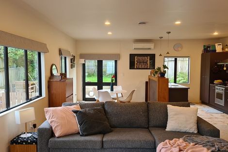 Photo of property in 19a Woodland Road, Johnsonville, Wellington, 6037